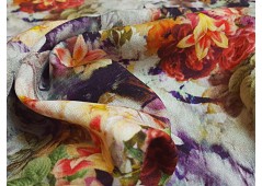 Tissu crêpe imprimé fleurs rouges et jaunes
