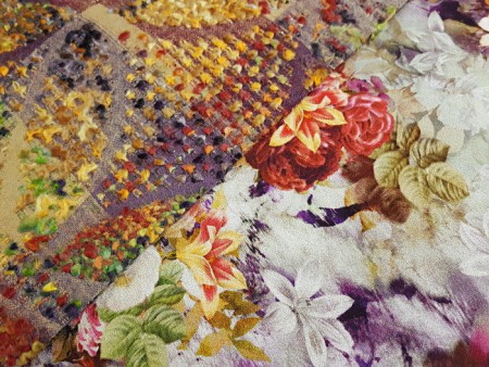 Tissu crêpe imprimé fleurs rouges et jaunes