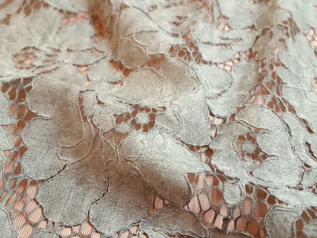 Tissu dentelle de coton gris aluminium