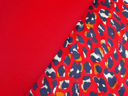 Tissu double crêpe de laine rouge