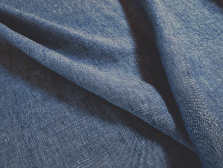 Tissu chambray de lin bleu jean
