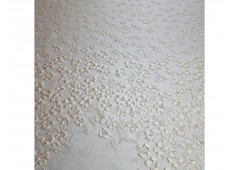 Tissu Haute- Couture brocard aux fleurs perlée