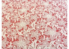 Tissu guipure d'exception blanc cassé