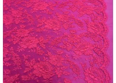 Guipure festonnée rose fushia
